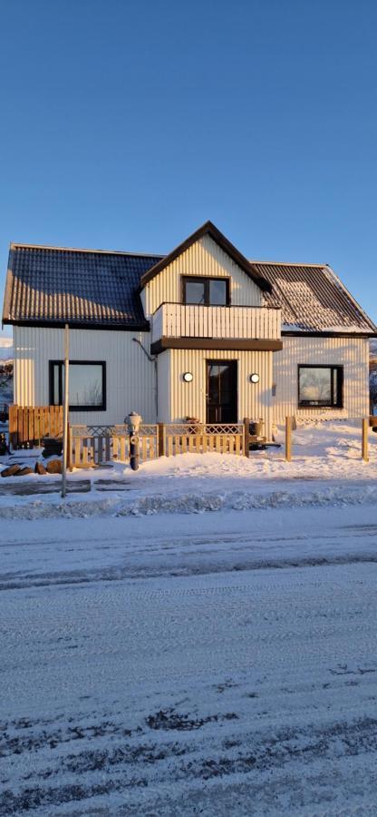 Cute House In A Cute Icelandic Village Hvammstangi Exterior photo