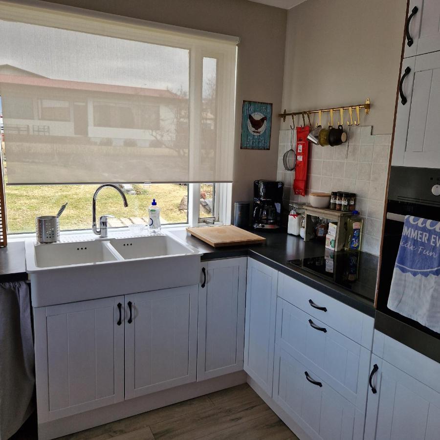 Cute House In A Cute Icelandic Village Hvammstangi Exterior photo
